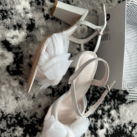 Women’s Pleated Chiffon Bow Mid-Heel Sandals - Size 7 - Picture 7 of 7